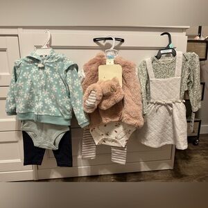 Bundle of 3 babygirl outfits NWT